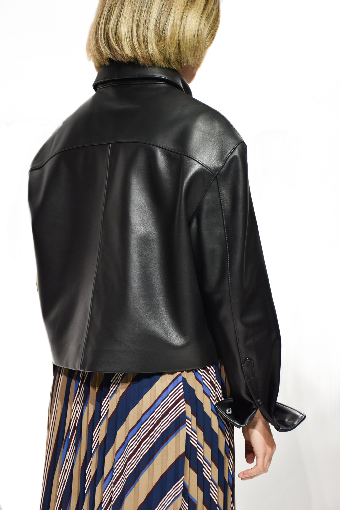 No. S-03W Cropped Shirt